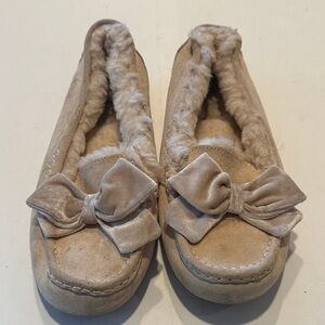 UGG Tan Women's Slippers with Plush Bow